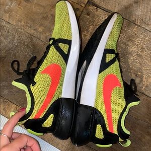 Men’s Nike Shoes! Never worn!